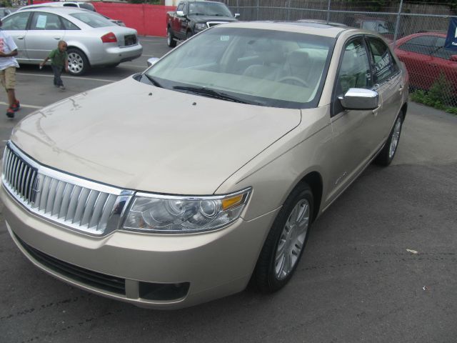 2006 Lincoln ZEPHYR Base