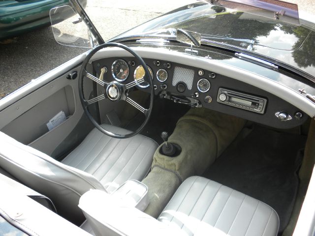 1960 MG MGB 300S V8