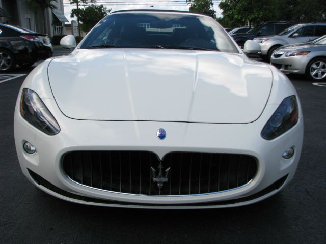 2011 Maserati GranTurismo 1.8T Quattro