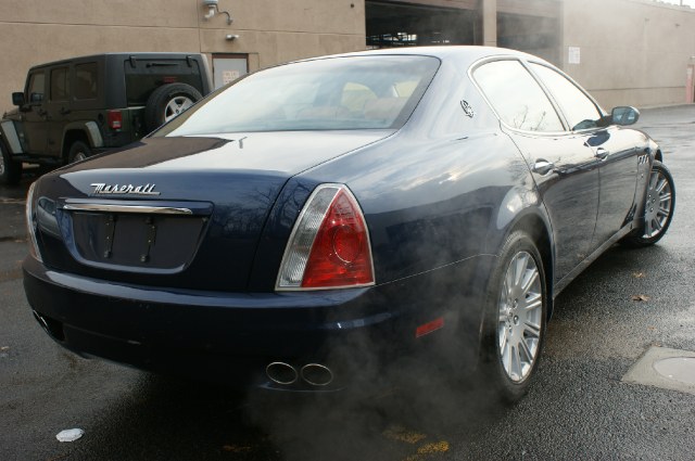 2005 Maserati Quattroporte SE 5-door