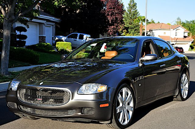 2006 Maserati Quattroporte SE 5-door