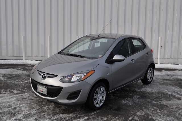 2011 Mazda 2 4dr Sdn GLE