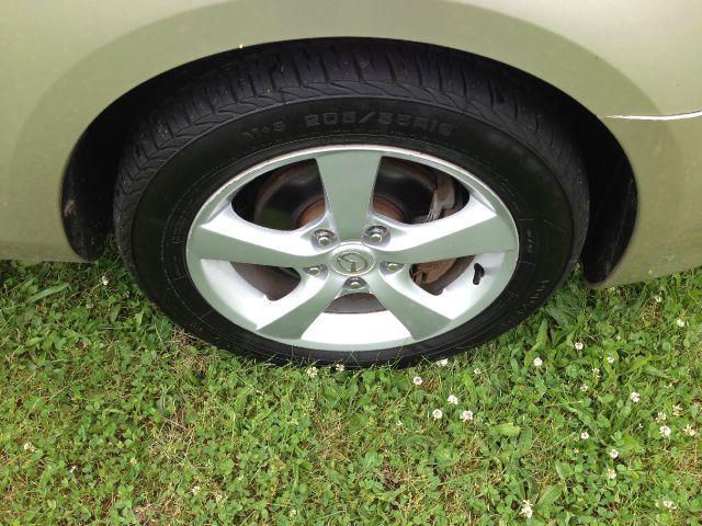 2004 Mazda 3 Leather ROOF