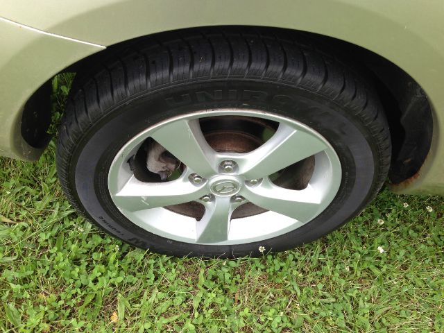 2004 Mazda 3 Leather ROOF