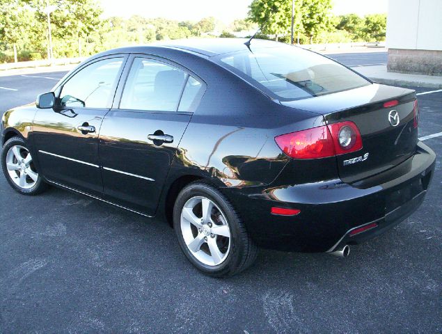 2004 Mazda 3 LS Z71 2WD