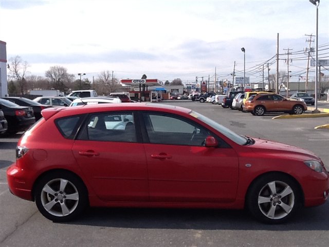 2004 Mazda 3 XR