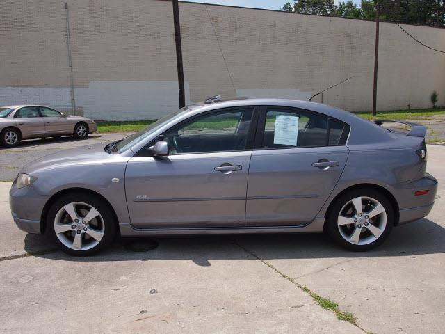 2005 Mazda 3 XR