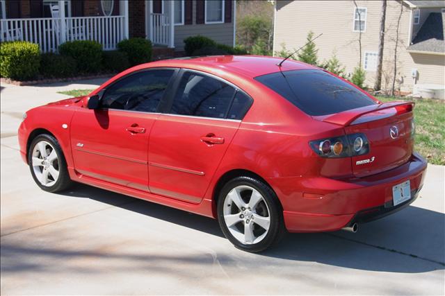 2005 Mazda 3 15