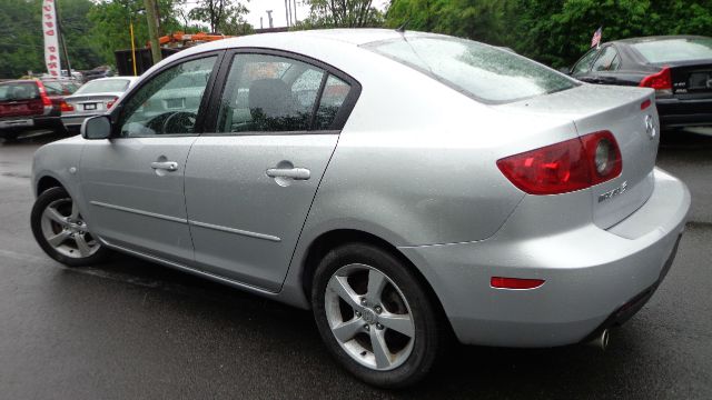 2005 Mazda 3 3.9L LT