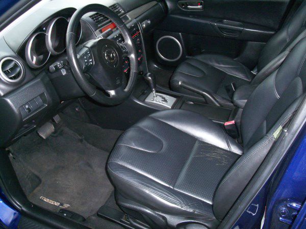 2005 Mazda 3 RT HEMI V8