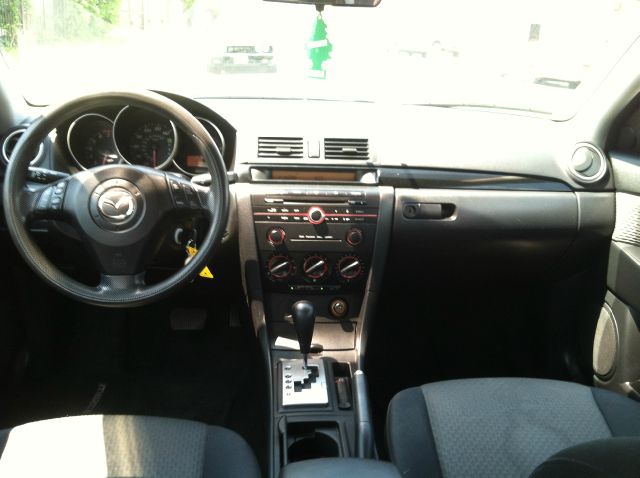 2005 Mazda 3 3.9L LT