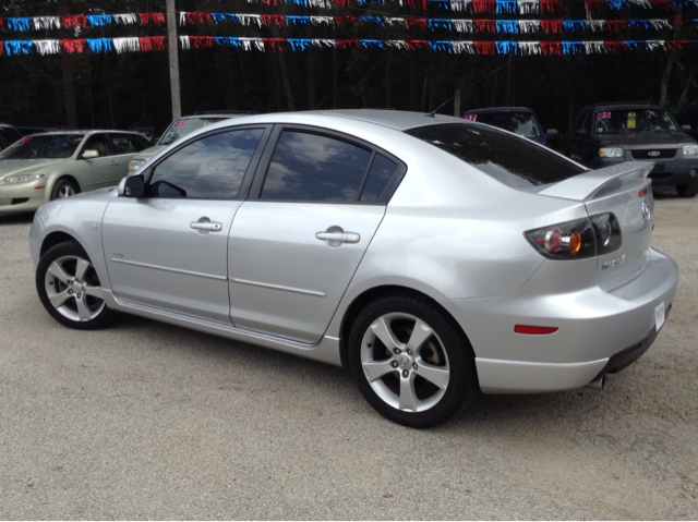 2006 Mazda 3 Super Clean LOW Miles