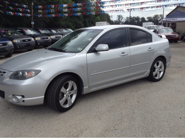 2006 Mazda 3 Super Clean LOW Miles