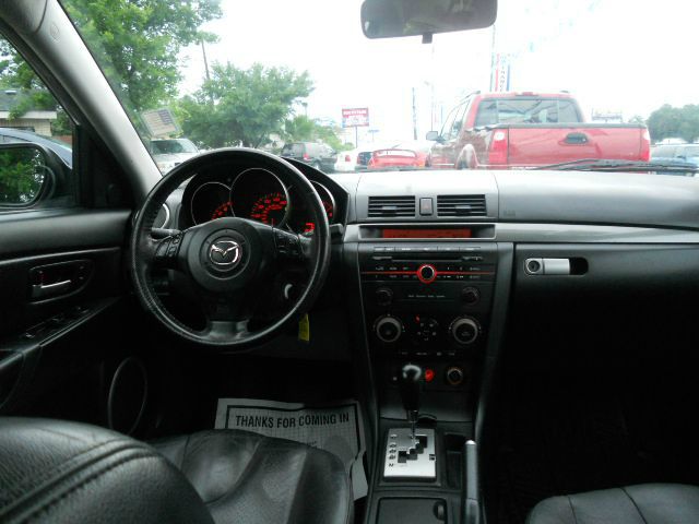 2006 Mazda 3 4dr Sdn I4 Manual 2.5 S ULEV