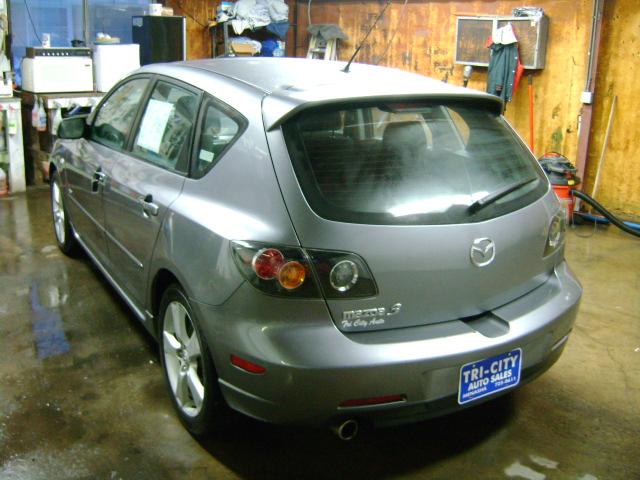 2006 Mazda 3 XR