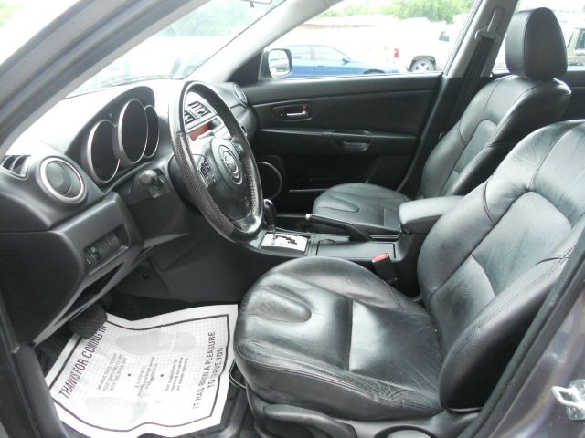 2006 Mazda 3 Super Clean LOW Miles