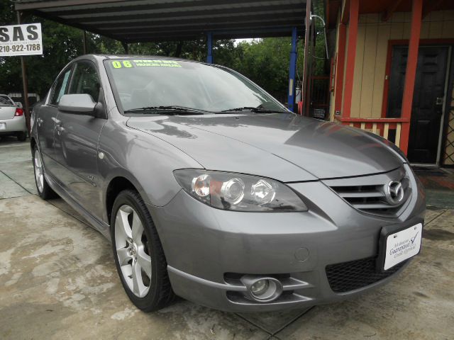 2006 Mazda 3 Super Clean LOW Miles