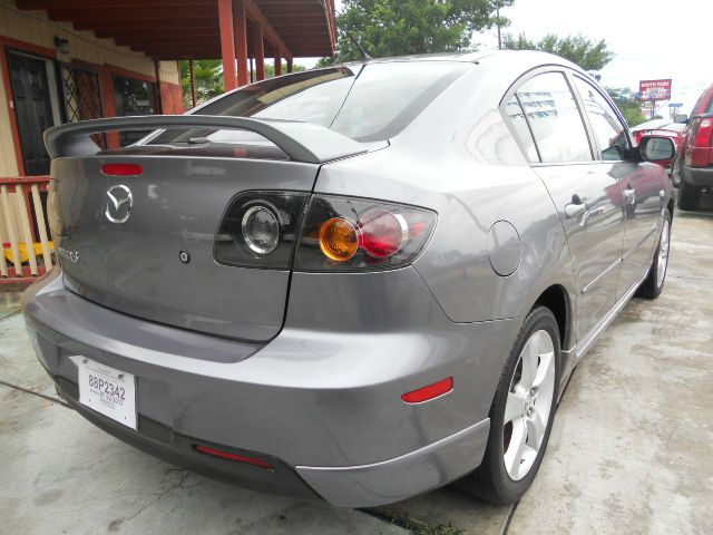 2006 Mazda 3 Super Clean LOW Miles