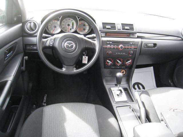 2009 Mazda 3 Unknown