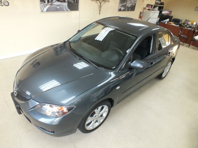 2009 Mazda 3 SE W/sunroofnavigation