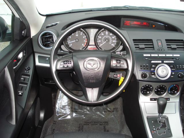 2010 Mazda 3 LT LTZ