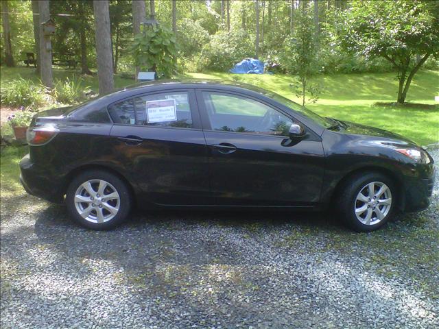 2010 Mazda 3 Sedan 1