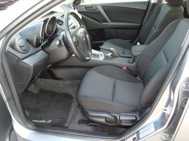 2010 Mazda 3 Unknown