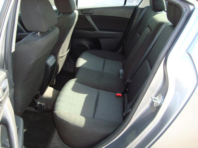 2010 Mazda 3 Unknown