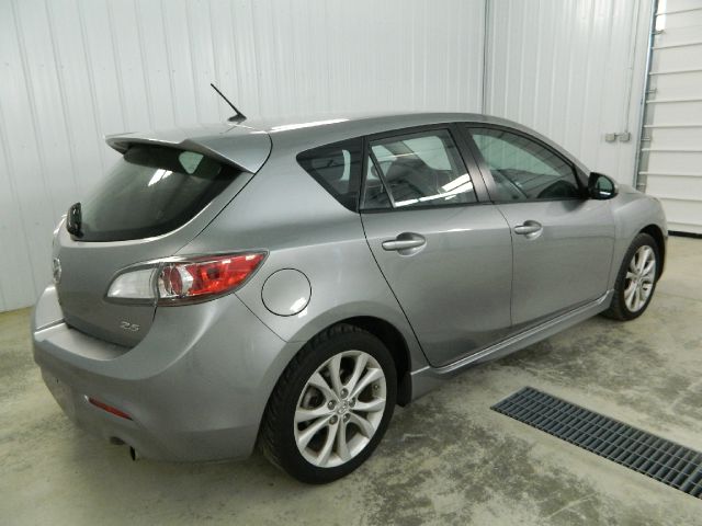 2010 Mazda 3 Unknown