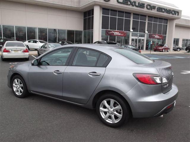 2010 Mazda 3 LT LTZ