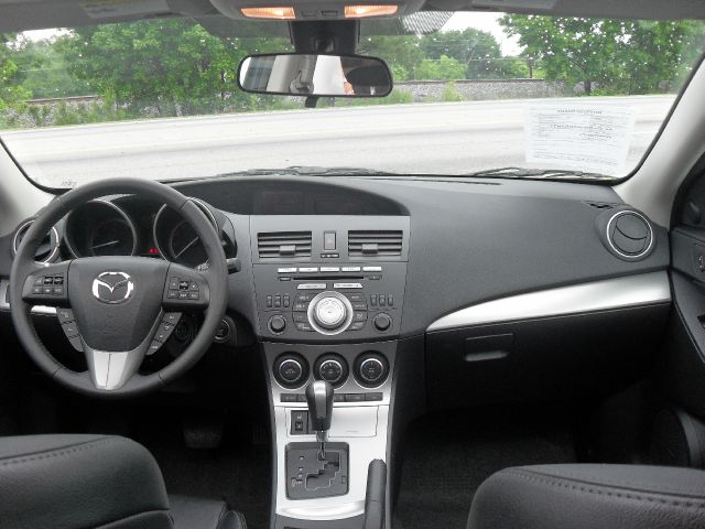 2010 Mazda 3 4WD 4dr LT W/3lt