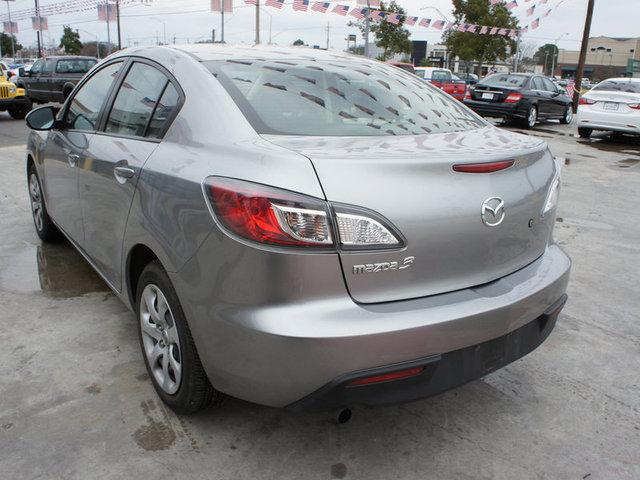 2011 Mazda 3 Leather ROOF