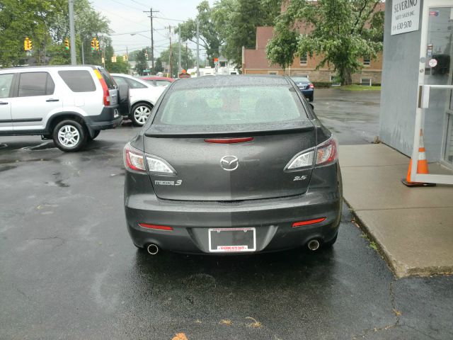 2011 Mazda 3 4X4 w/On Star