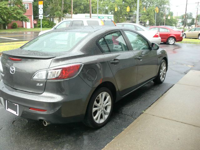 2011 Mazda 3 4X4 w/On Star