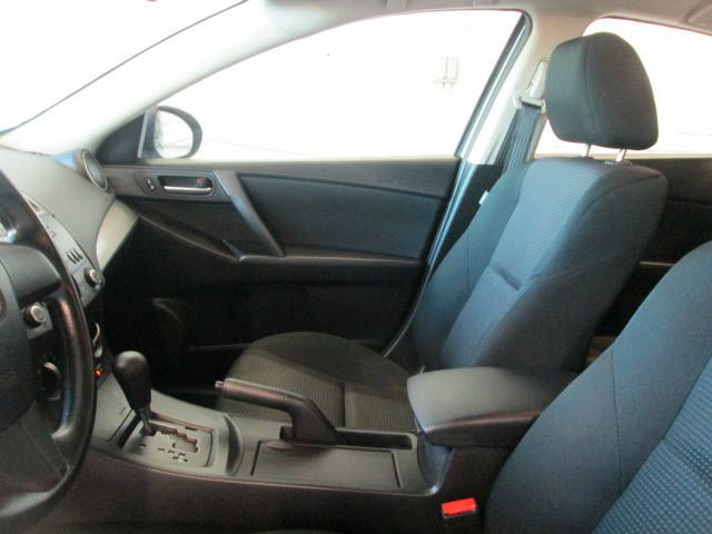 2012 Mazda 3 152579