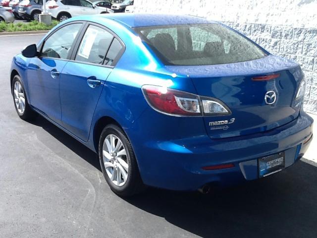 2012 Mazda 3 XLT 7700pkg