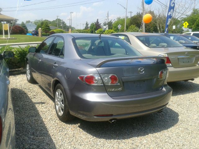 2006 Mazda 6 Laramie Pickup 4D 5 1/2 Ft