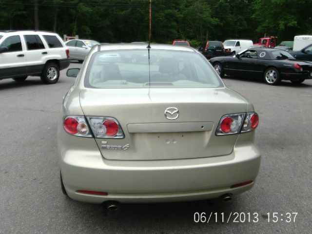 2006 Mazda 6 Laramie Pickup 4D 5 1/2 Ft