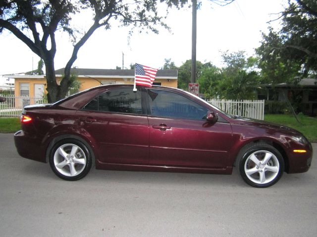 2007 Mazda 6 4dr Sdn 2.4L FWD