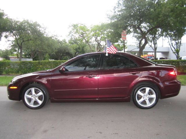 2007 Mazda 6 4dr Sdn 2.4L FWD