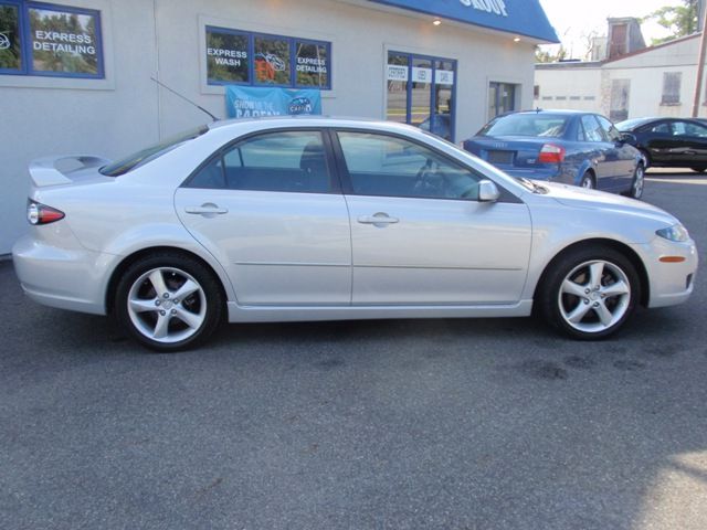 2007 Mazda 6 4dr Sdn 2.4L FWD