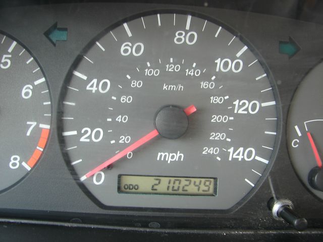 2001 Mazda 626 5dr HB