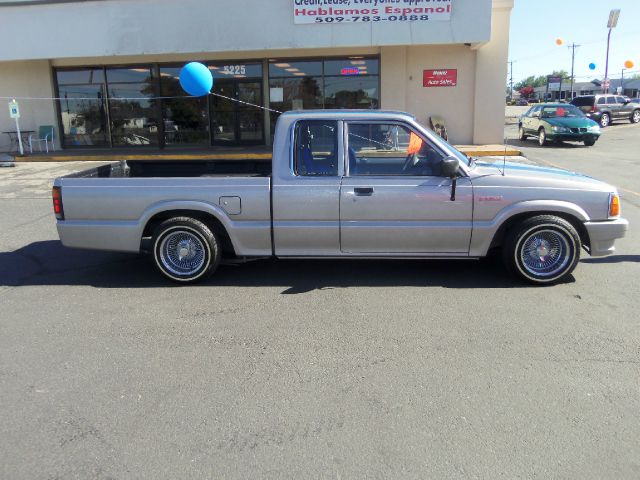 1989 Mazda B-Series I Touring LTD A