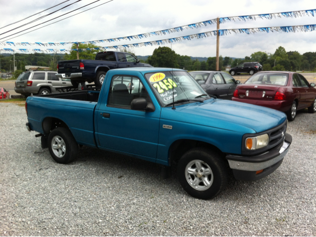 1996 Mazda B-Series 4dr Wgn 3.2L W/sunroof