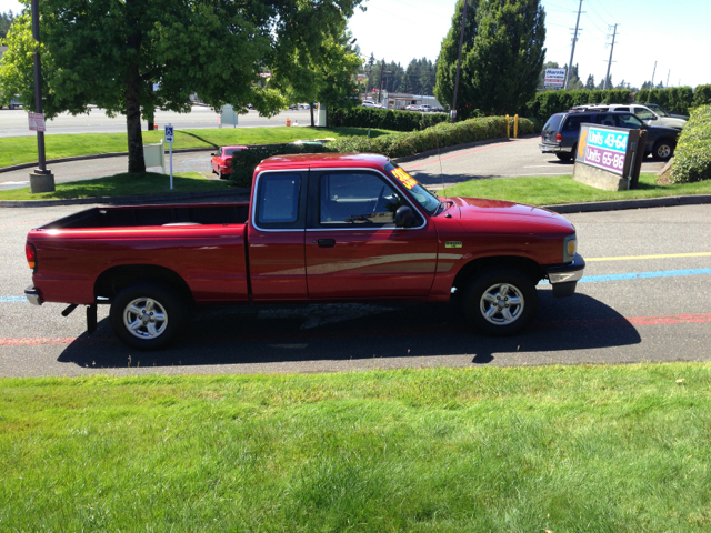 1997 Mazda B-Series 4D Truck