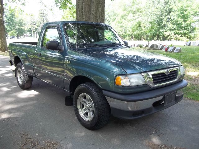 2000 Mazda B-Series SLT, Quad Cab, 4x4, 1-owner