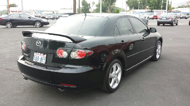 2007 Mazda Mazda6 4dr Sdn 2.4L FWD