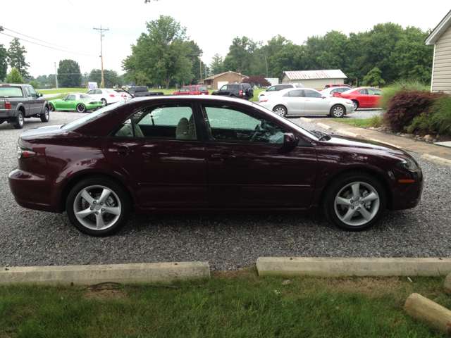 2008 Mazda Mazda6 4dr Sdn 2.4L FWD