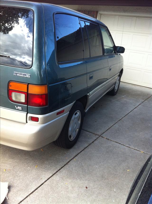 1998 Mazda MPV Unknown