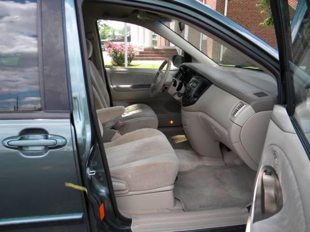 2000 Mazda MPV Elk Conversion Van